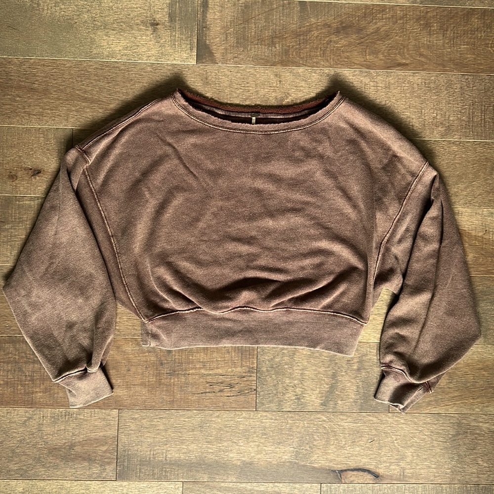 Free People Oversized Sweater Off in Brown - Size Medium